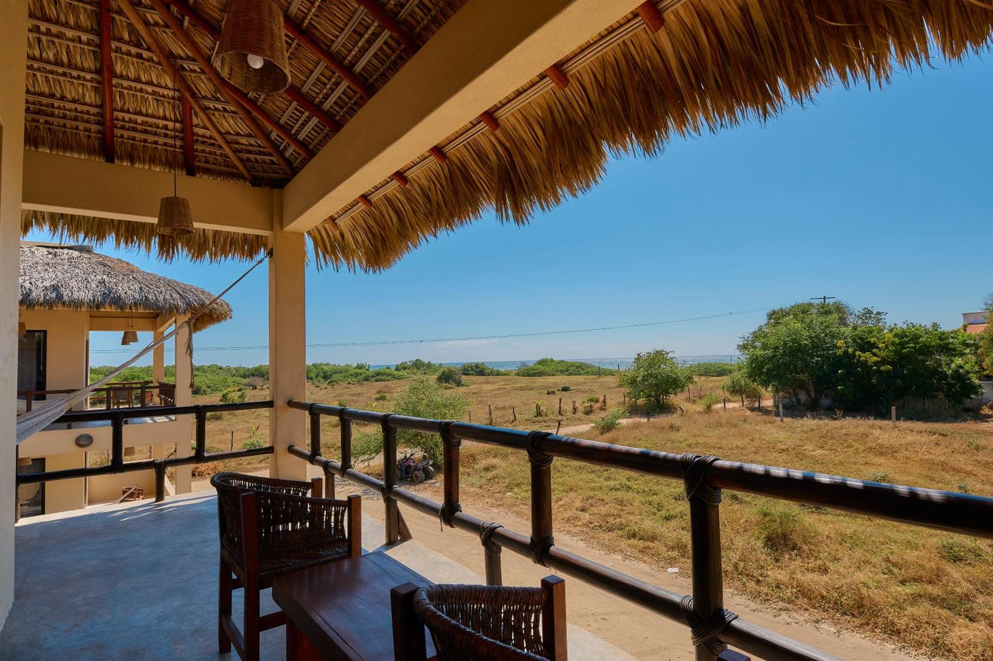 Lya Beach House Санта-Мария-Колотепек Экстерьер фото